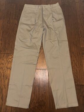 Wrangler Riata Men's 32 Classic Straight-Fit Chino Pants in Khaki